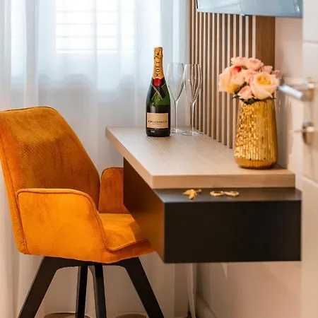 Premium V Apartment